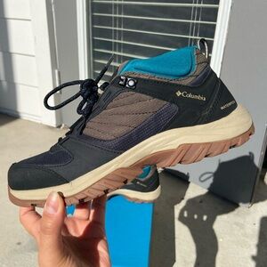 Columbia waterproof hiking boots